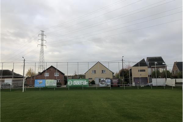 Aanleg 2 natuurgras voetbalvelden - Sportinfrabouw NV